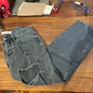 Pacsun low rise destroyed boyfriend jeans